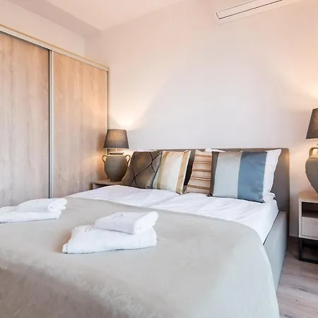 1-bedroom Flat In Azur Premium